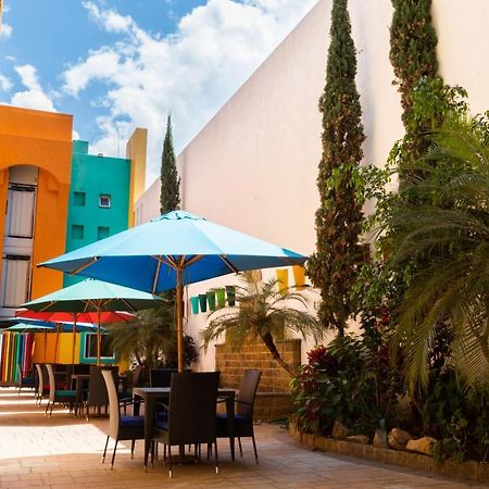 Happy Express Hotel Oaxaca المظهر الخارجي الصورة