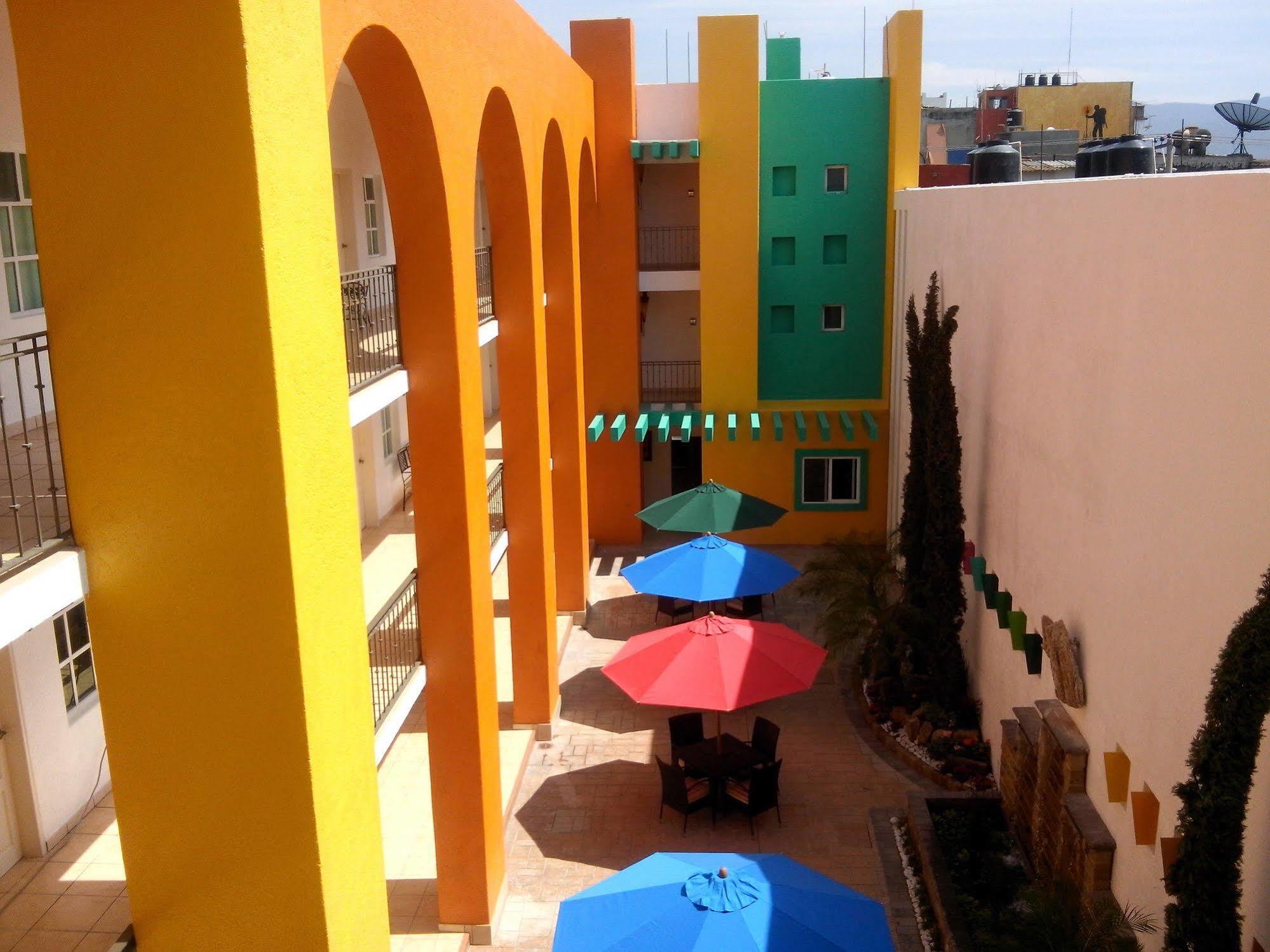 Happy Express Hotel Oaxaca المظهر الخارجي الصورة