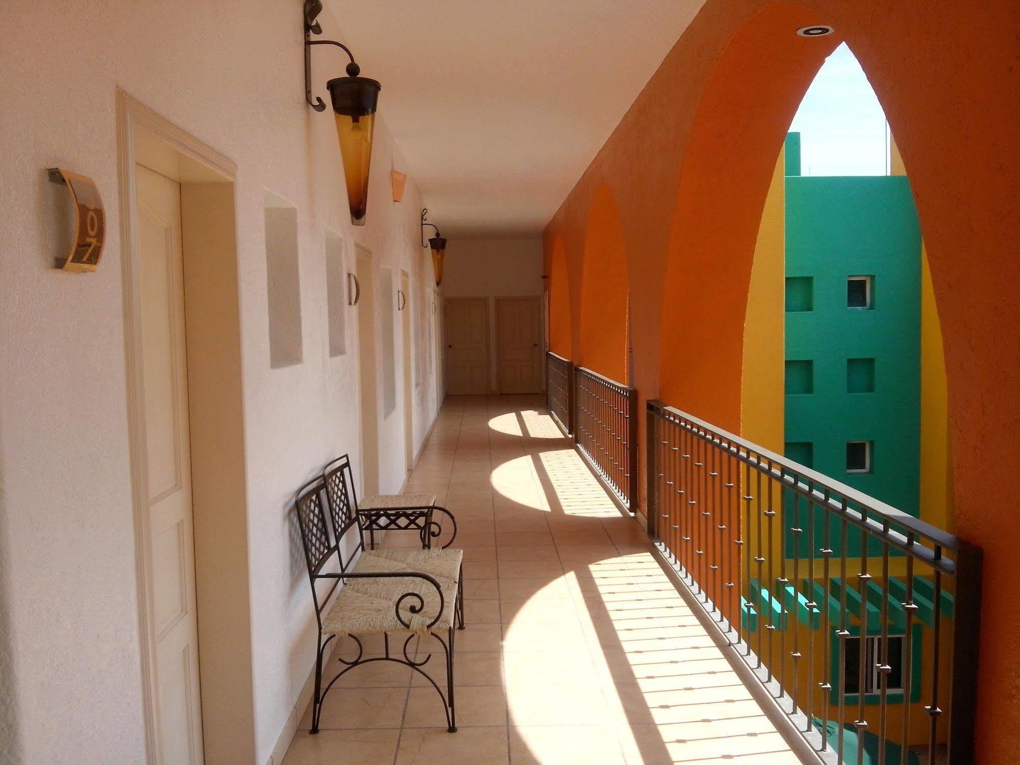 Happy Express Hotel Oaxaca المظهر الخارجي الصورة